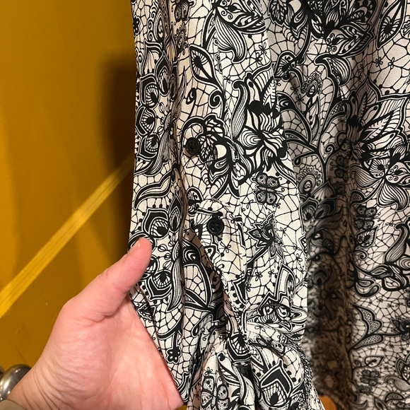 Express Portofino Shirt Black and White Paisley Size L - Picture 6 of 7
